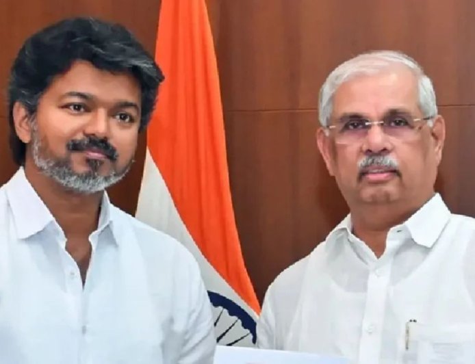 இன்று மாலை 4.30 மணிக்கு ஆளுநரை சந்திக்கிறார் விஜய்