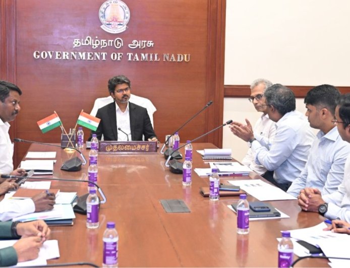 பரந்தூர் விமான நிலைய விவகாரம்: முதல்வர் விஜய் அதிகாரிகளுடன் ஆலோசனை