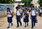 லீவு எல்லாம் ஓவர், நாளை முதல் ஸ்கூல் ஓபன்: வகுப்புகள் சுத்தம் செய்யும் பணி தீவிரம் 