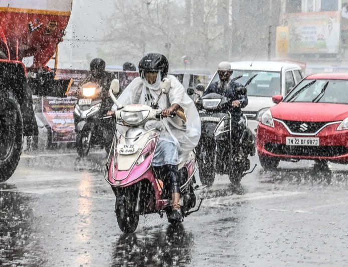 தமிழகத்தில் இன்று மிதமான மழைக்கு வாய்ப்பு; 9 மாவட்டங்களுக்கு கனமழை எச்சரிக்கை!