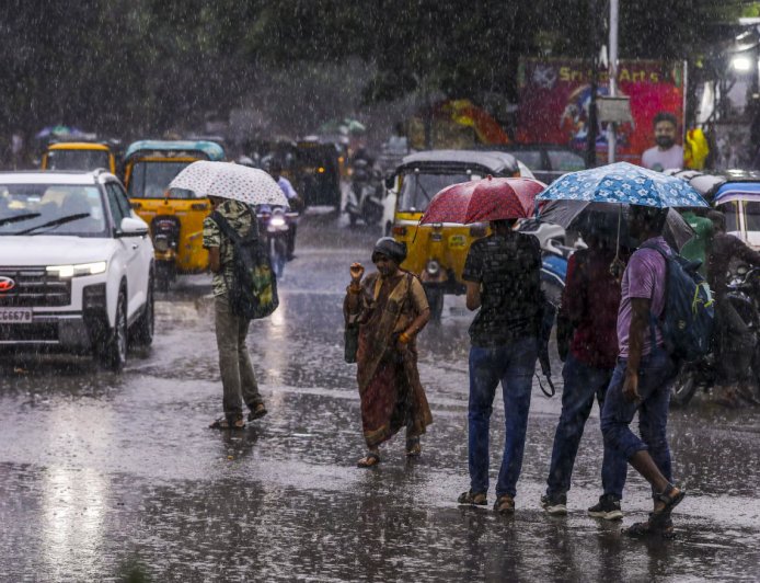 5 மாவட்டங்களுக்கு கனமழை எச்சரிக்கை... சென்னையிலும் மழைக்கு வாய்ப்பு!