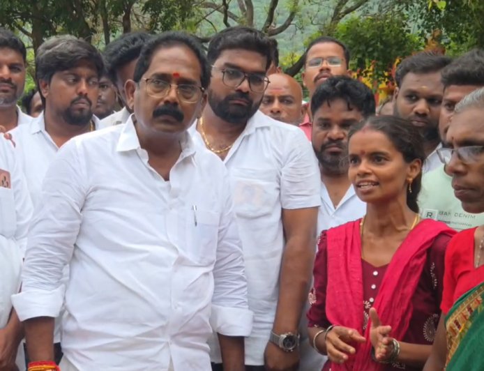”எங்களுக்கு மாடி வீடு வேண்டாம்..” – குமுறும் இலங்கைத் தமிழர்கள்..!