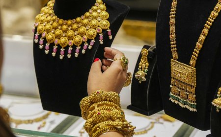 நகை பிரியர்களுக்கு ஷாக் நியூஸ்.. தங்கம் விலை கடும் உயர்வு!