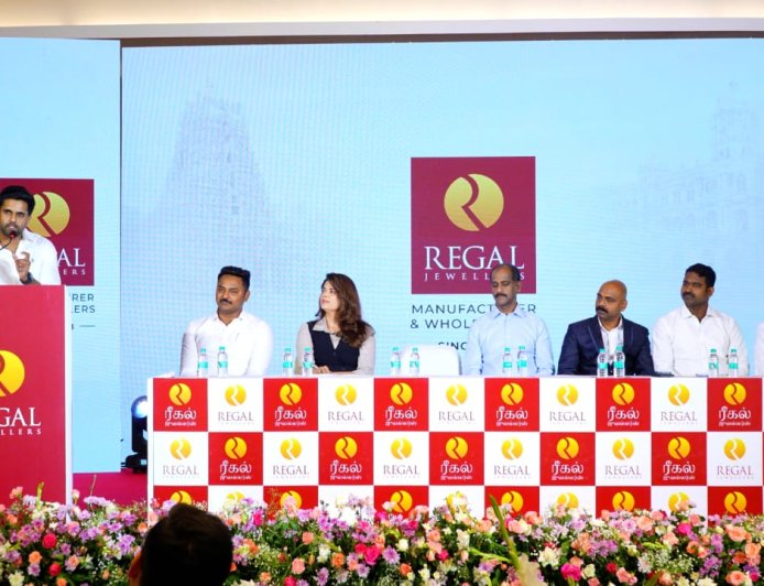ஹோல்சேல் ரேட்டில் தங்கமா? தமிழ்நாட்டு மக்களுக்கு ஆச்சரியம் தரும் ரீகல் ஜுவல்லர்ஸ்
