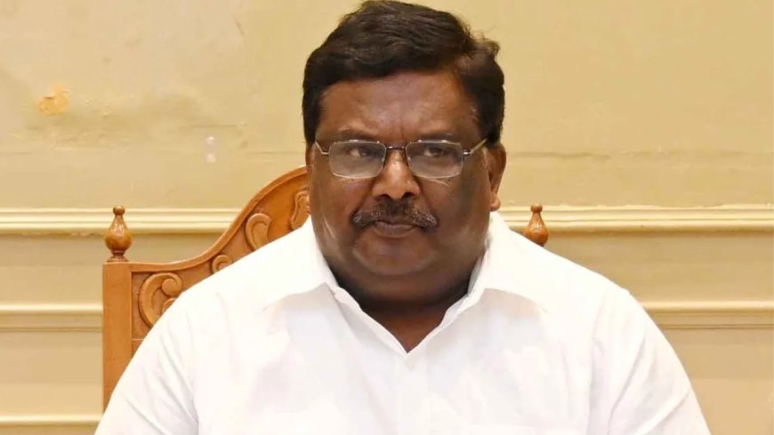 அரசு வேலை வாங்கி தருவதாக பண மோசடி... விசாரணைக்கு ஆஜாரான  சிவசங்கர்...
