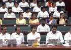 பரபரப்பாக நடக்கும் சட்டப்பேரவை.. குறுக்கே இந்த முதல்வர் வந்தால்... இடத்தை மாற்றிய விஜய்...!