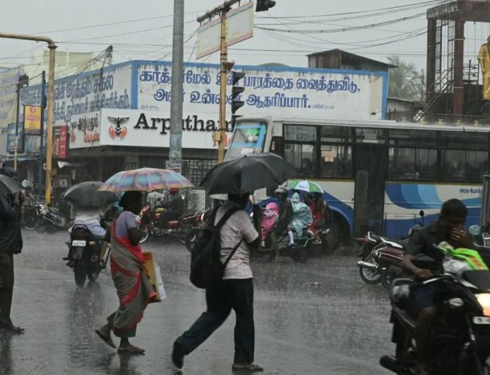 Weather Update: தமிழகத்தில் இன்று எங்கெல்லாம் மழை வெளுத்து வாங்கும்.. வானிலை அப்டேட்!