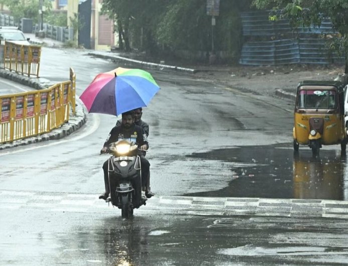 Weather Update: கொட்டி தீர்க்கப்போகும் மழை.. வானிலை மையம் வார்னிங்!