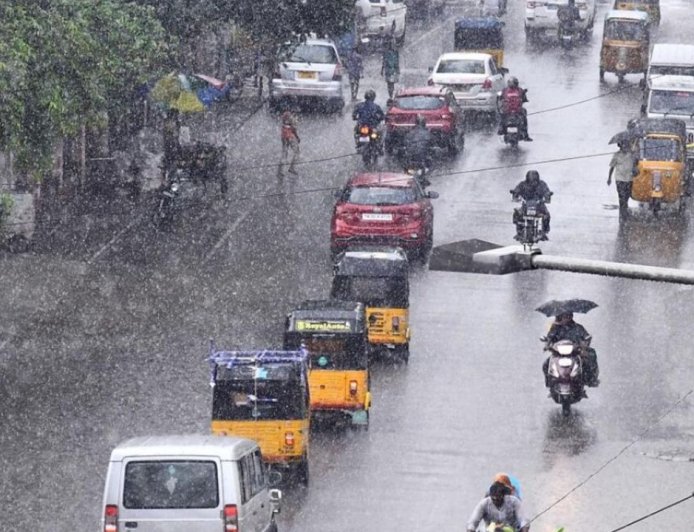 TN Weather: கொட்டி தீர்க்கப்போகும் மழை.. வெளியான வானிலை அப்டேட்!