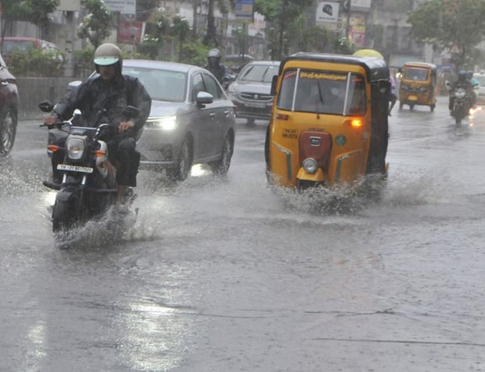 TN Weather: 4 மாவட்டங்களுக்கு கனமழை எச்சரிக்கை.. வானிலை மையம் தகவல்!