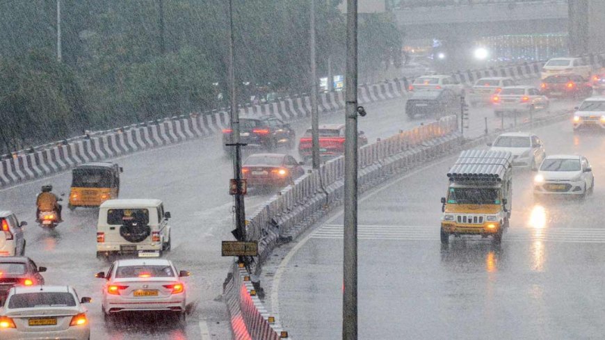 Weather Update: 9 மாவட்டங்களில் கொட்டி தீர்க்கப்போகும் கனமழை.. வானிலை மையம் வார்னிங்!