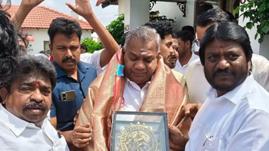 “துரோகம் மறக்காது!” அதிமுகவுக்கு டாடா காட்டிய முன்னாள் MLA... தவெகவில் திடீர் ஜம்ப்!